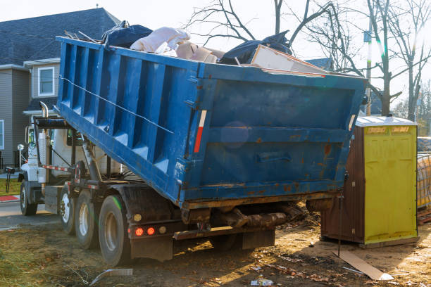 Best Yard Waste Removal  in Lake Ronkonkoma, NY
